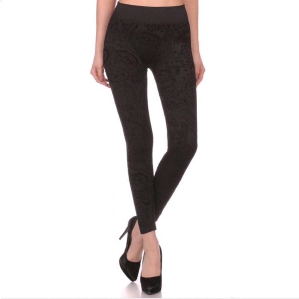 Plush Fleece Lined Tights Footless In Black